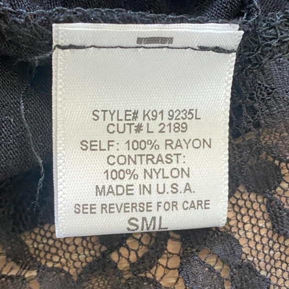 Emma & Sam high-low Black Lace dress - Picture 5 of 5